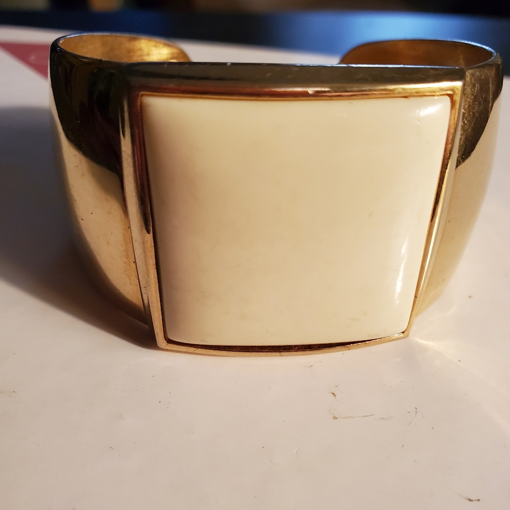 4 for $10*vintage avon cuff
